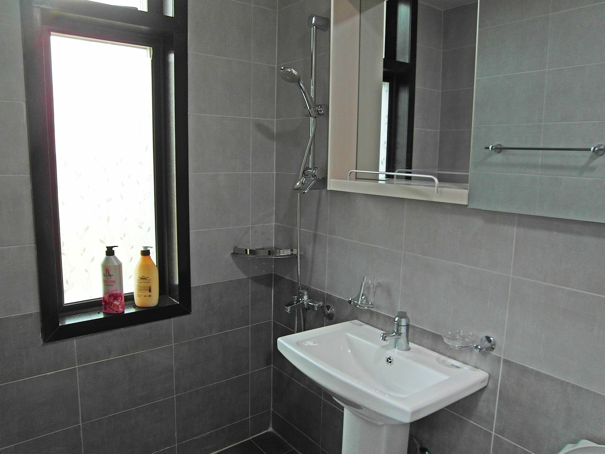 Leeon Guest House Инчон Екстериор снимка