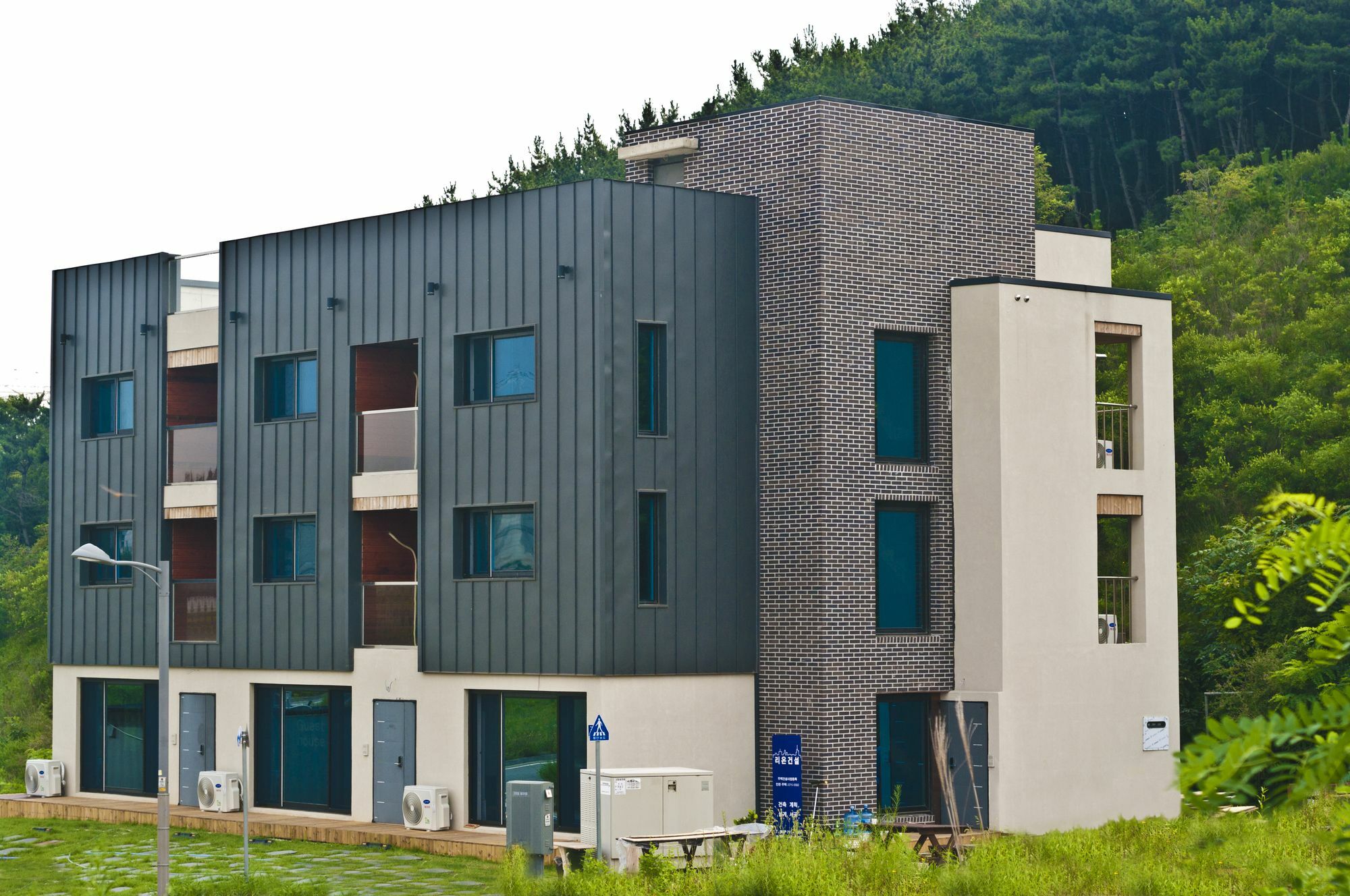 Leeon Guest House Инчон Екстериор снимка